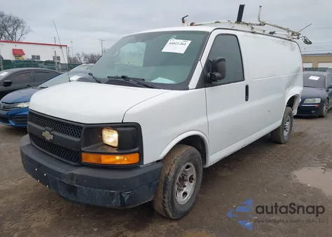 2013 Chevrolet Express 2500 Work Van z USA, uszkodzony, nr VIN 1GCWGFCA7D1128765
